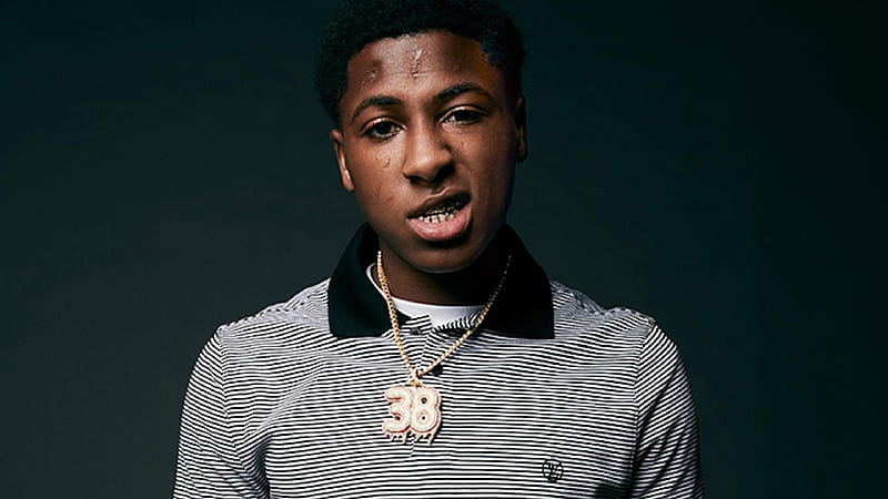 NBA Youngboy Is Wearing Black White Striped T-Shirt In Green Background NBA Youngboy, HD wallpaper