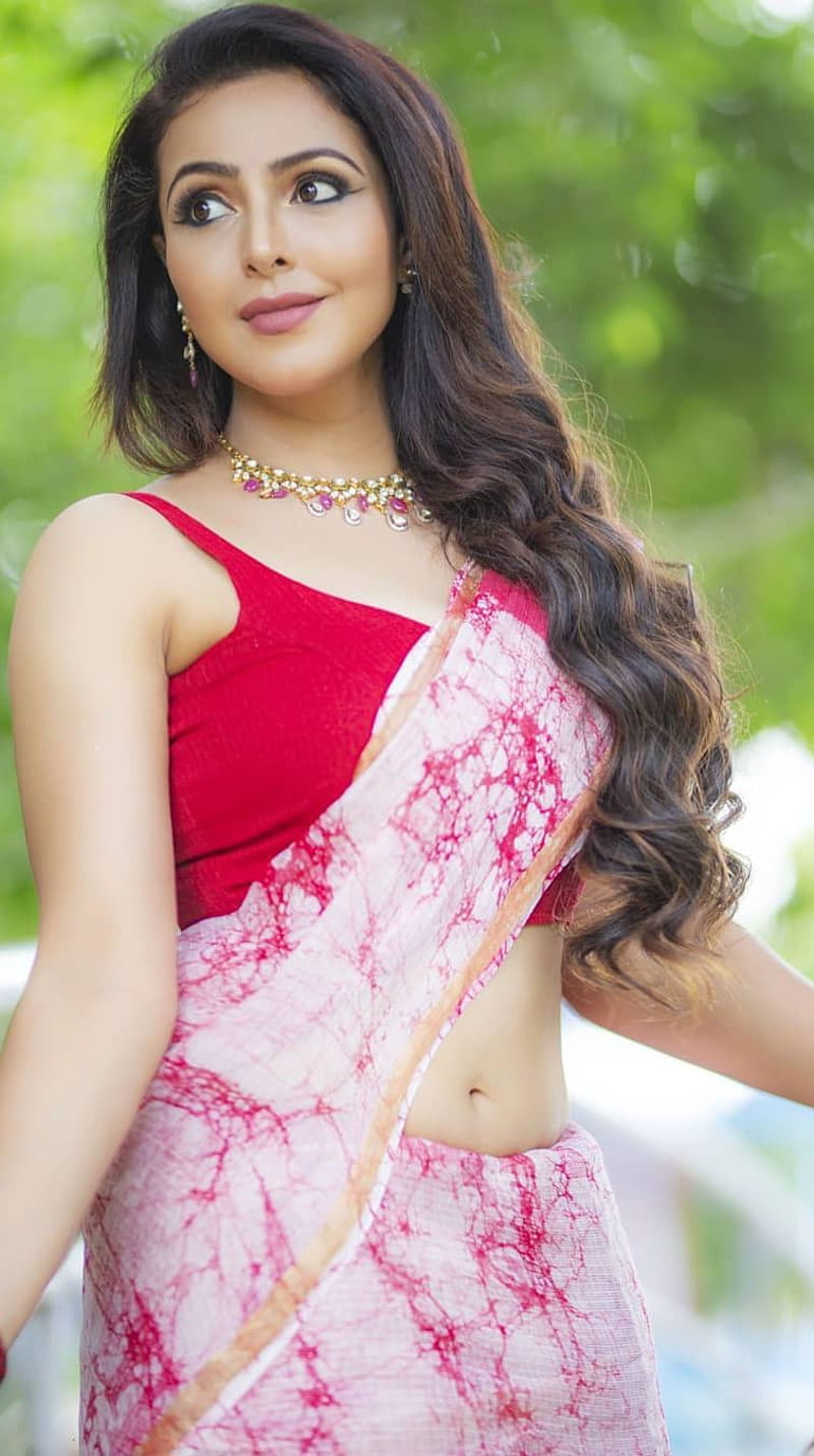 Nandini Rai, telugu actress, saree lover, hot, HD phone wallpaper | Peakpx