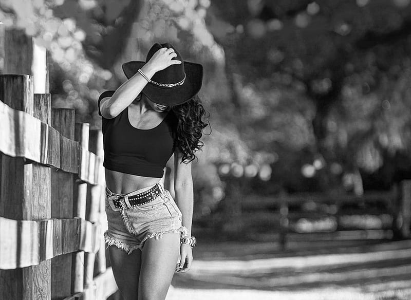 Free Download That Look Female Models Hats Ranch Fun Women Brunettes Fences Hd