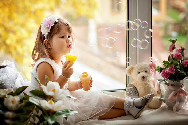 Little Princess, pretty, window, little lady, bonito, adorable, cute, girl, bubbles, flowers, beauty, sweetness, princess, toys, HD wallpaper