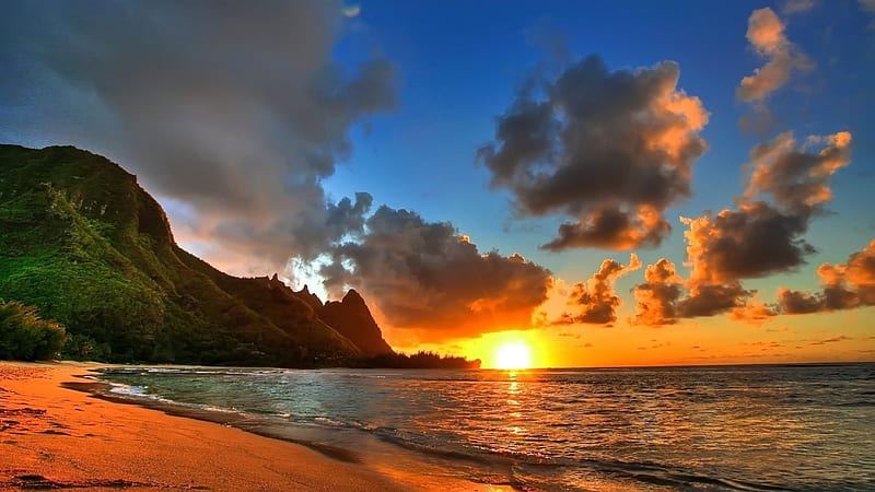 Tunnels Beach~Kauai Hawaii, beach, sand, Hawaii, mountains, ocean, sunset, clouds, sea, sky, HD wallpaper