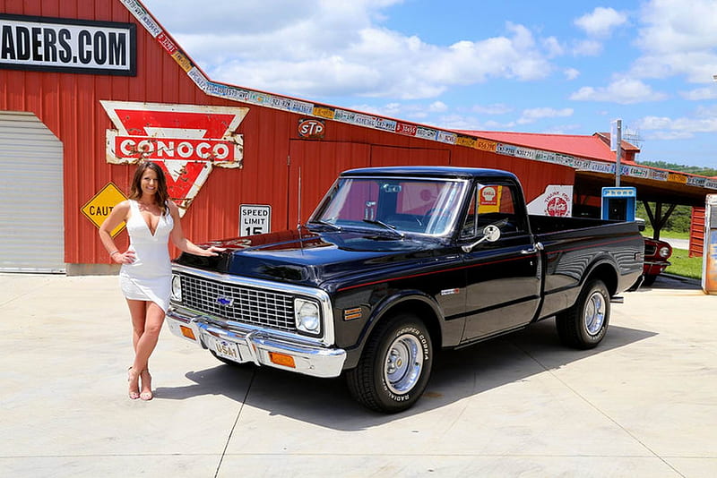 1972 Chevy C10 Pick Up and Girl, Old-Timer, Pick Up, C10, Truck, Chevy, Girl, HD wallpaper