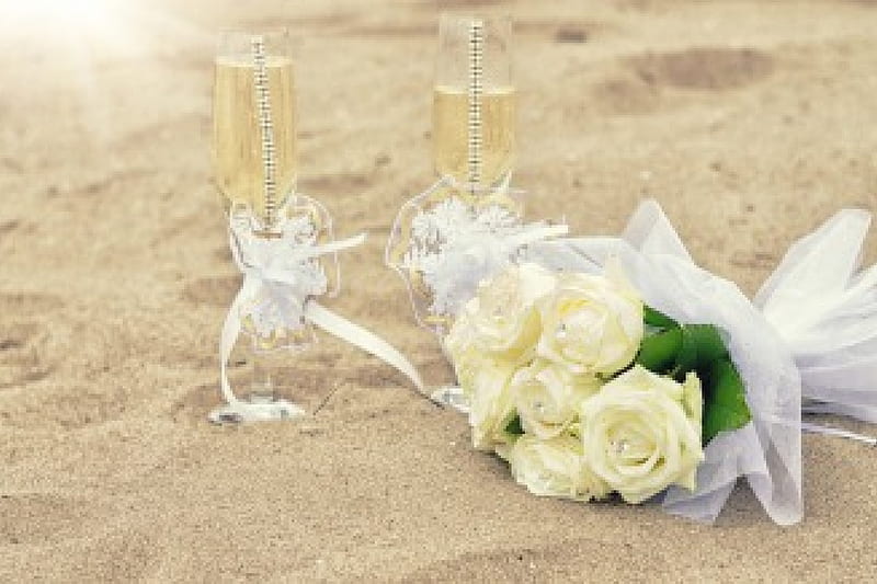 With Love, rose, glasses, roses, wedding, beach, sand, flowers, nature, champagne, HD wallpaper