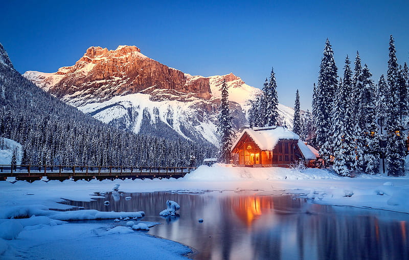Emerald lake, national park, bonito, emerald, lake, winter, chalet, mountain, snow, Canada, reflection, HD wallpaper
