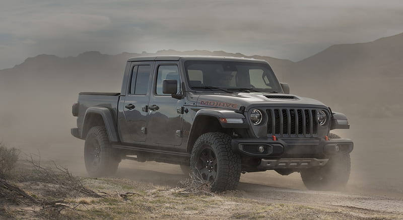 2020 Jeep Gladiator Mojave - Front Three-Quarter , car, HD wallpaper