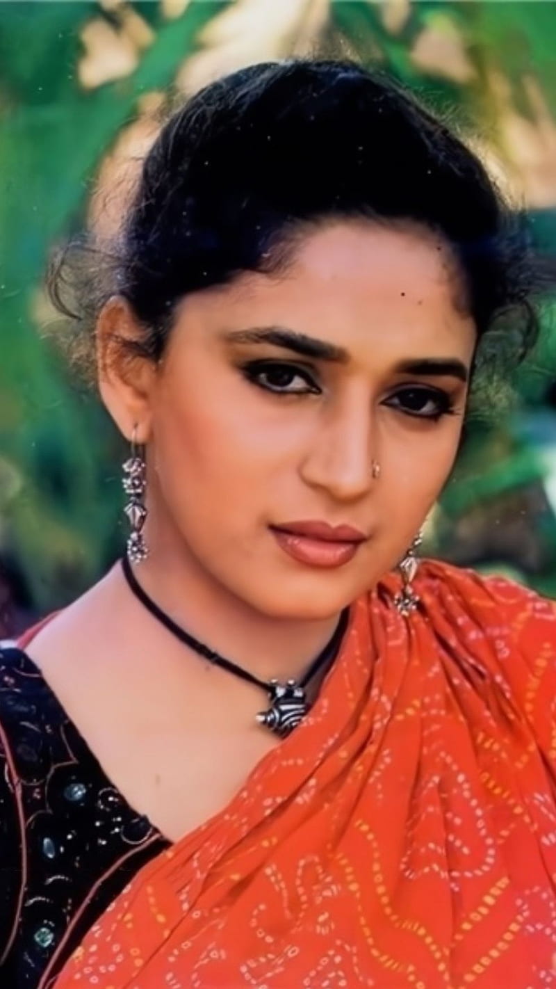 800px x 1422px - Madhuri Dikshit, bollywood actress, vintage, HD phone wallpaper | Peakpx