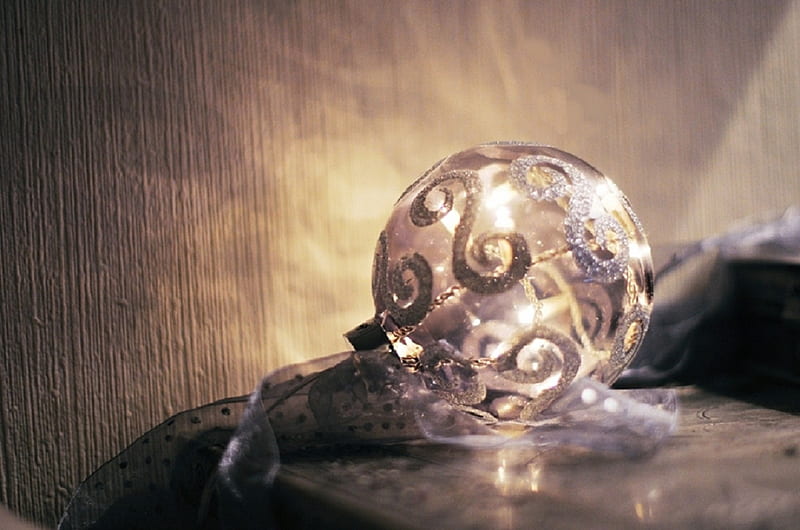 Christmas decoration, ball, christmas, decor, light, HD wallpaper