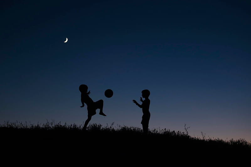 moon, children, black, silhouette, boy, ball, moon, football, copil, couple, night, HD wallpaper