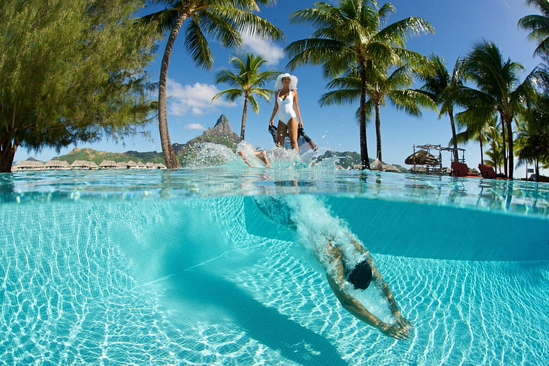 Clear Blue Pool - Bora Bora, polynesia, dive, sea, beach, bora bora, aqua, swimming, blue, underwater, exotic, islands, ocean, pool, water, paradise, society, swim, island, tahiti, tropical, HD wallpaper