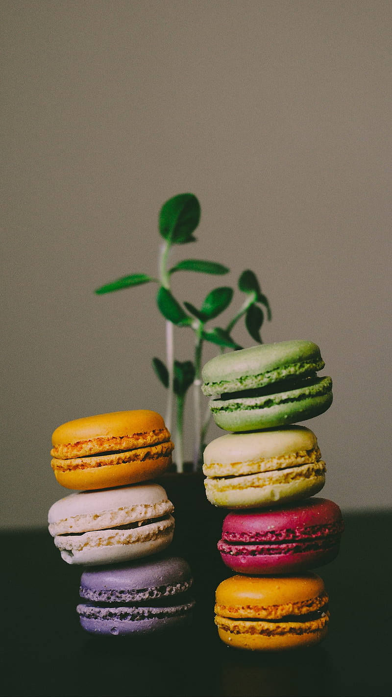 Colorful Macaroons , dessert, almond biscuits, food, muffins, colorful macaroons, HD phone wallpaper