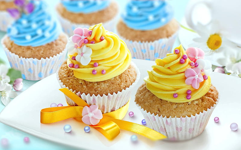 cupcakes with yellow cream, sweets, dessert, cakes, Birtay, cupcakes, HD wallpaper