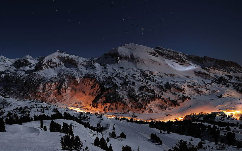 ski slopes at night-amazing natural scenery, HD wallpaper
