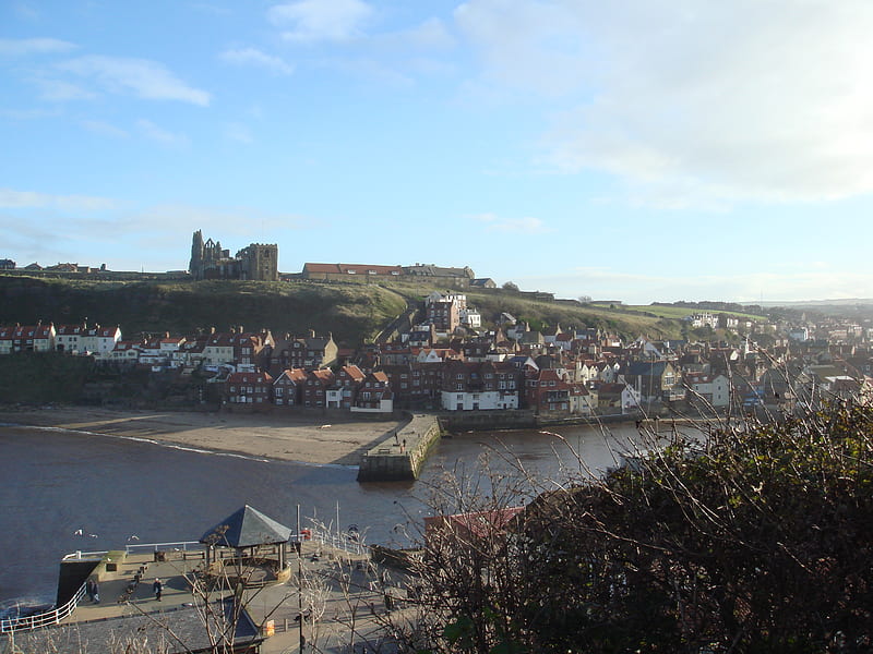 Another side of Whitby, harbour, england, town, whitby, yorkshire, church, abbey, HD wallpaper