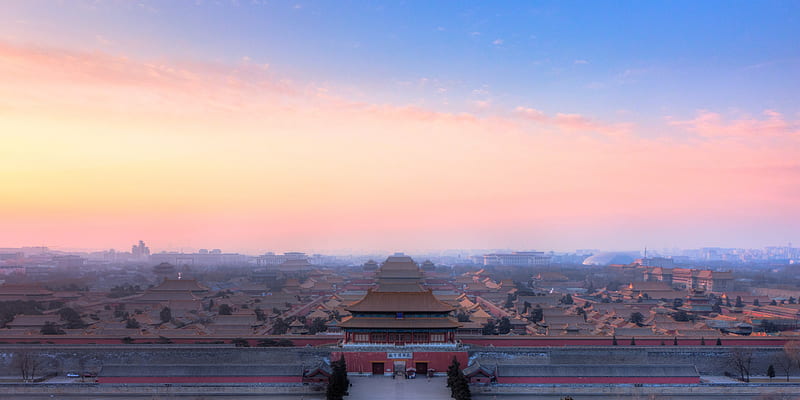 The Forbidden City in China during sunrise, ancient, china, sunrise, clouds, imperial palace, forbidden city, sun, cloud, old, sky, HD wallpaper