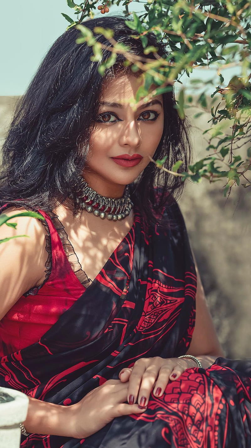 Ayemah , saree lover, bong rocks, HD phone wallpaper