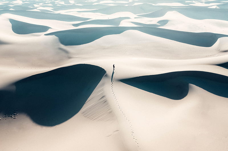 man, loneliness, alone, desert, sand, footprints, HD wallpaper