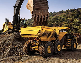 VOLVO FMX 460 heavy duty construction dumper truck Stock Photo - Alamy