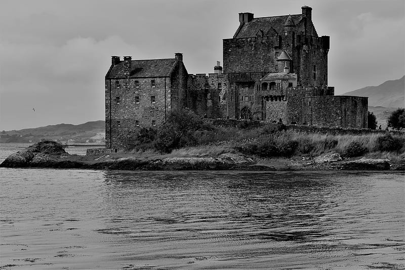Eilean Donan Castle - Scotland, Loch Duich, Scottish Highlands, Scotland, Eilean Donan Castle, Scottish Castles, HD wallpaper