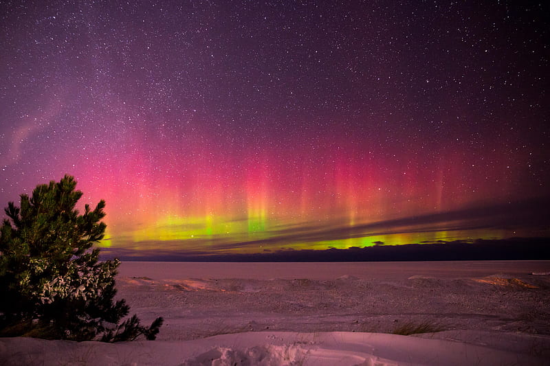 Aurora Borealis In Marquette Michigan, aurora, northern-lights, nature, HD wallpaper