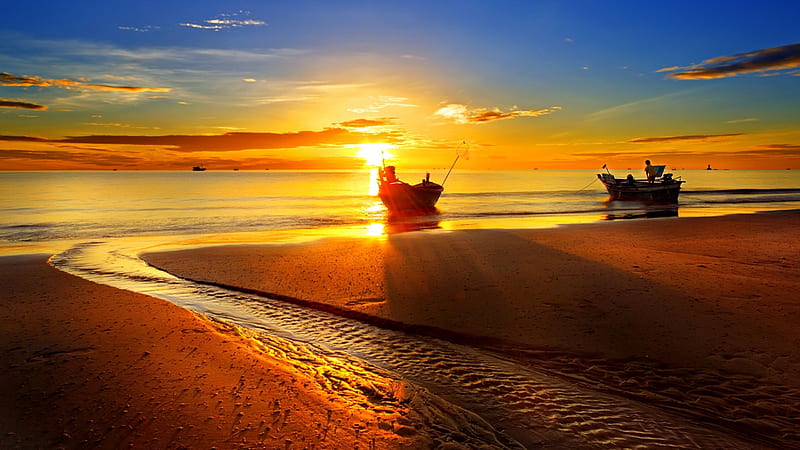 Sunset at Hua Hin Beach, Hua Hin, shore, sun, sunset, clouds, sea, beach, sand, boats, boat, SkyPhoenixX1, sunrise, horizon, Thailand, ocean, sunlight, sky, water, summer, sunshine, nature, coast, HD wallpaper