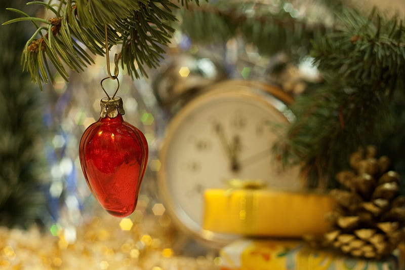 time for Christmas, red, cone, ball, christmas, strawberry, pine, time, clock, HD wallpaper