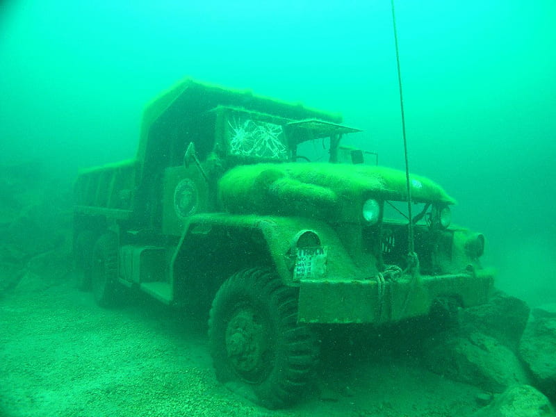 There is my truck, lost, underwater, truck, habitat, HD wallpaper