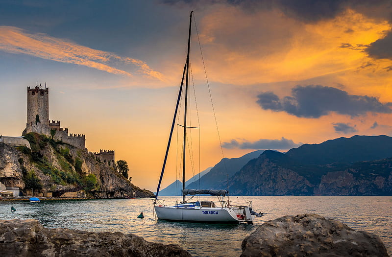 Castles, Castle, Alps, Fortress, Italy, Lake, Lake Garda, Mountain, Sunset, Yacht, HD wallpaper