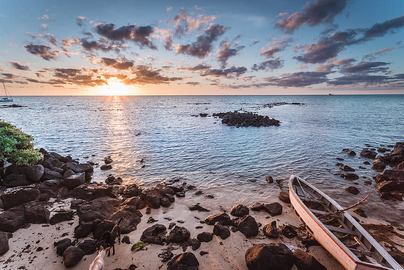 white wooden boat on shoreline near rocks during sunrise, HD wallpaper