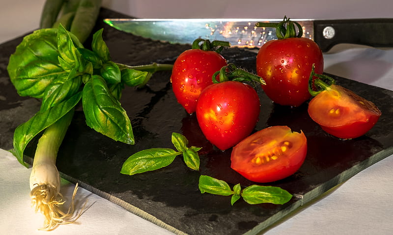 red tomatoes on black plate, HD wallpaper