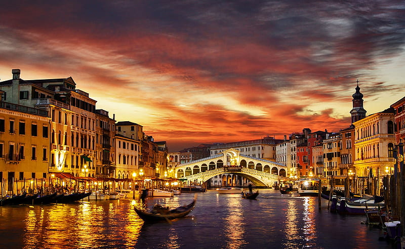 Canale Grande, Venice, houses, sunset, sky, clouds, lights, bridge, rialto, evening, reflection, italy, HD wallpaper