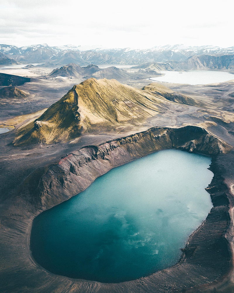 Icelandic Highlands, galaxy, mountain, themes, volcano, HD phone wallpaper