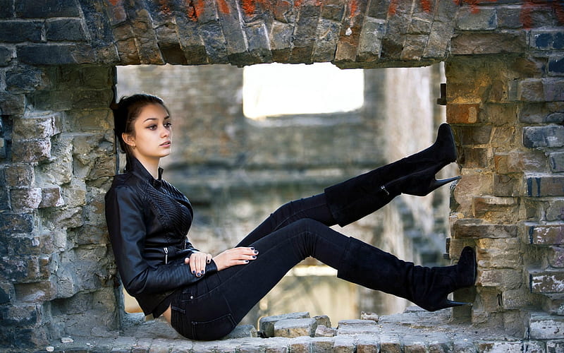 Girl in a Window Sill, brunette, high heels, model, jeans, HD wallpaper