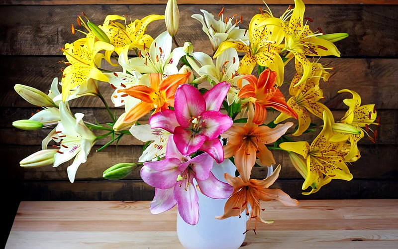 Bouquet of lilies, pretty, colorful, lovely, lilies, vase, scent, bonito, spring, fragrance, still life, bouquet, summer, flowers, HD wallpaper