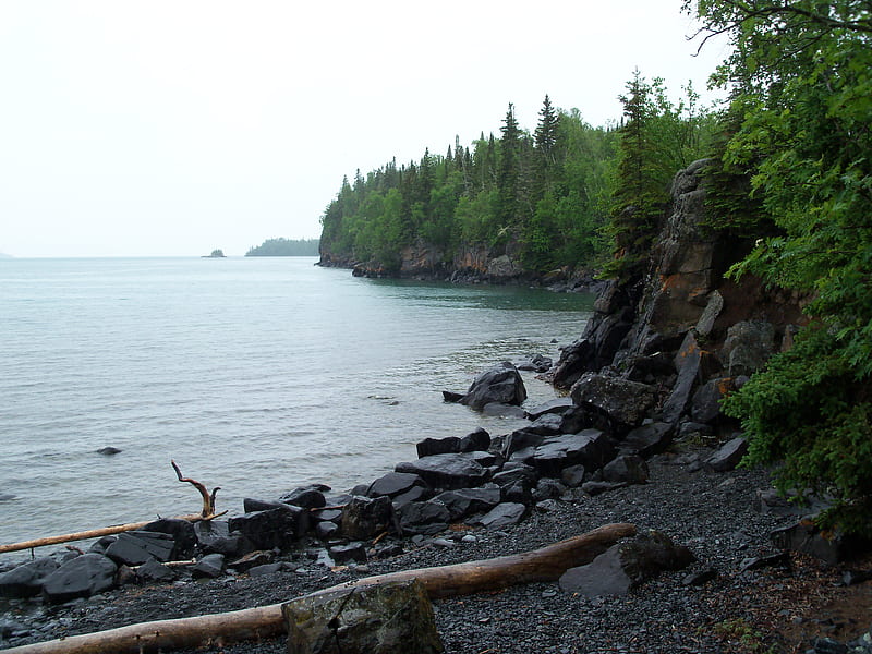 Rugged shoreline of Lake Superior, beach, shore, rock, lake, HD wallpaper