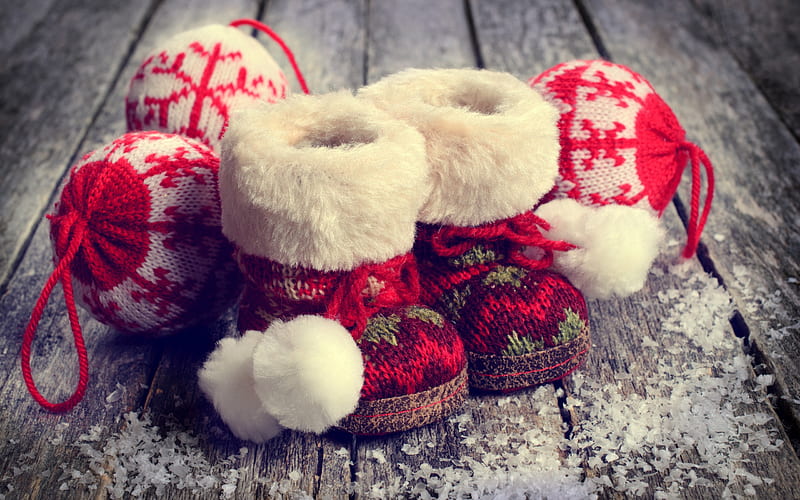 Christmas, winter, red knitted felt boots, New Year, mittens, HD wallpaper