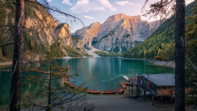 Lake Braies, South Tyrol, Italy, boats, dolomites, landscape, trees, alps, mountains, boathouse, HD wallpaper