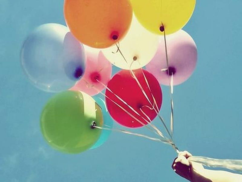 Balloons, hold, girl, hand, nature, sky, blue, HD wallpaper | Peakpx