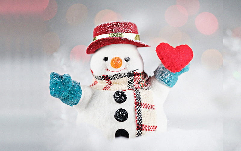 snowman with heart, bokeh, Merry Christmas, close-up, snowman, winter, glare, snowmen, HD wallpaper
