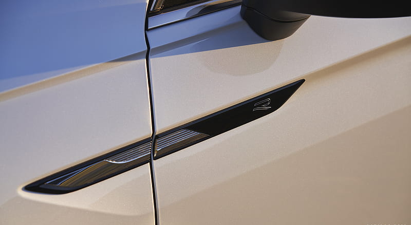 2022 Volkswagen Tiguan SEL R-Line (Color: Oryx White) - Detail , car, HD wallpaper