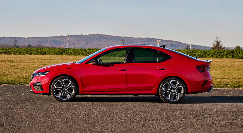 2021 Škoda Octavia RS - Side , car, HD wallpaper 2021 Škoda Octavia RS - Side , car, HD wallpaper