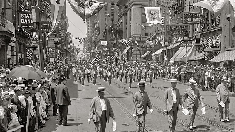 historic city parade in monochrome, crowd, city, parade, celebration, street, HD wallpaper