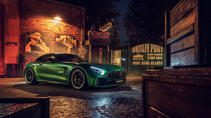 Green Mercedes AMG GT R Front, mercedes-amg-gtr, mercedes, carros, 2018-cars, HD wallpaper