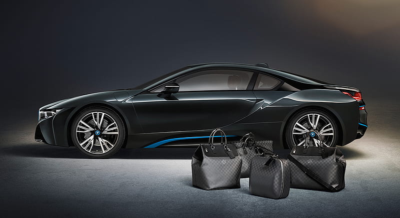 2015 BMW i8 Coupe - Louis Vuitton Luggage , car, HD wallpaper