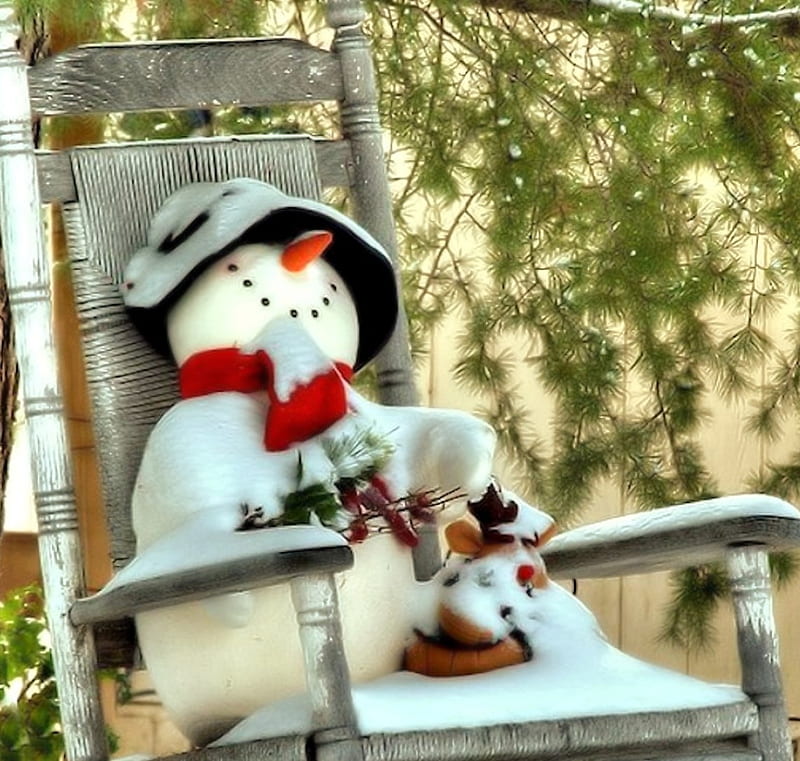 lawn chair snowman