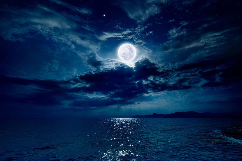 Blue Moon Over Water, moon, white, blue, skies, water, grapgy, HD wallpaper