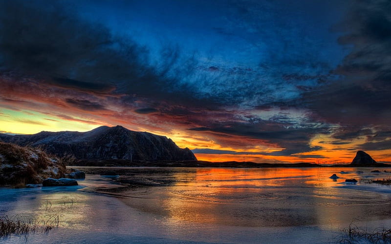 Arctic Circle Sunset, Utah, utah, rock, orange, shine, yellow, sunset, smooth, clouds, lake, day, nature, cliff, reflection, night, HD wallpaper