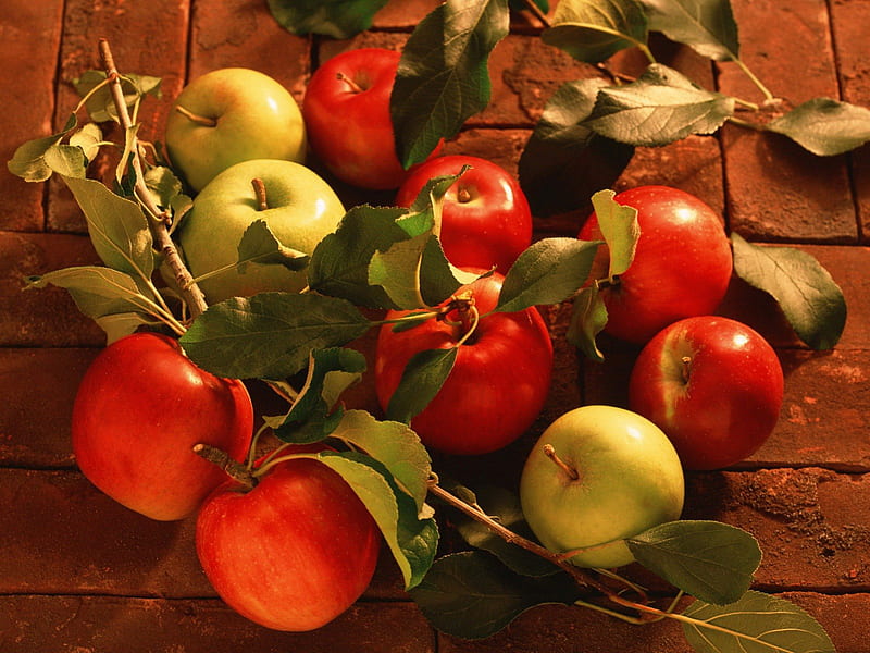 Apple Bouquet, apple, table, fall, autumn, harvest, cider, apples, bounty, fruit, leaves, eating, wood, HD wallpaper