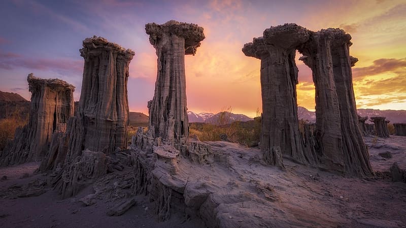 Limestone tufa pillars at Mono Lake, California, sunset, landscape, colors, sky, rocks, water, usa, HD wallpaper