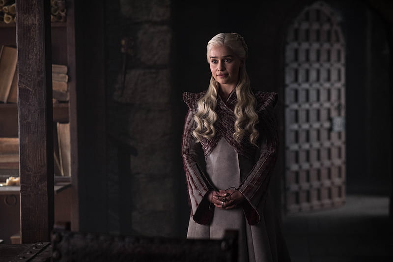 Emilia Clarke as Daenerys Targaryen in GOT 8, HD wallpaper