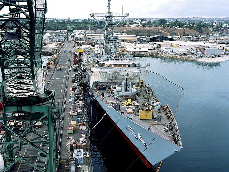 USS Ford being built, Todd Shipyards,San Pedro,CA, construction, crane, peirs, todd shipyards, HD wallpaper